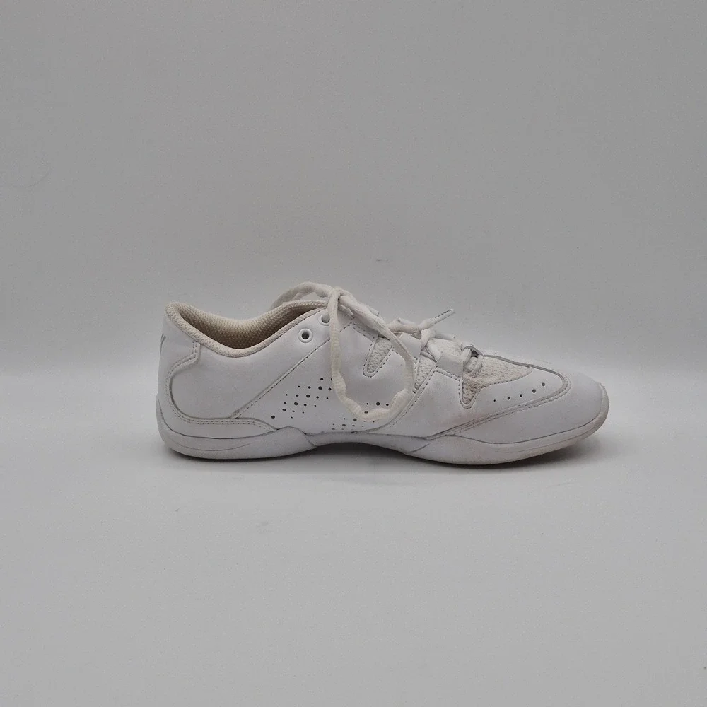 Varsity Spark Shoes Womens Size 7 White Mesh Cheerleading Sneakers 102817